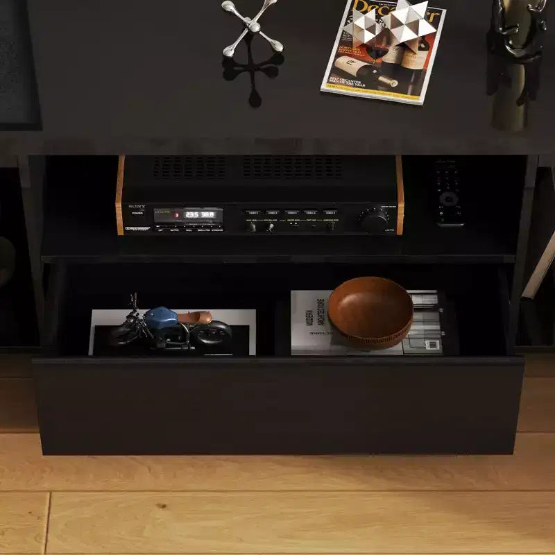 Meuble TV noir moderne avec éclairage d'ambiance : design épuré, rangement et lumière d'ambiance pour salons, centre de divertissement, console média