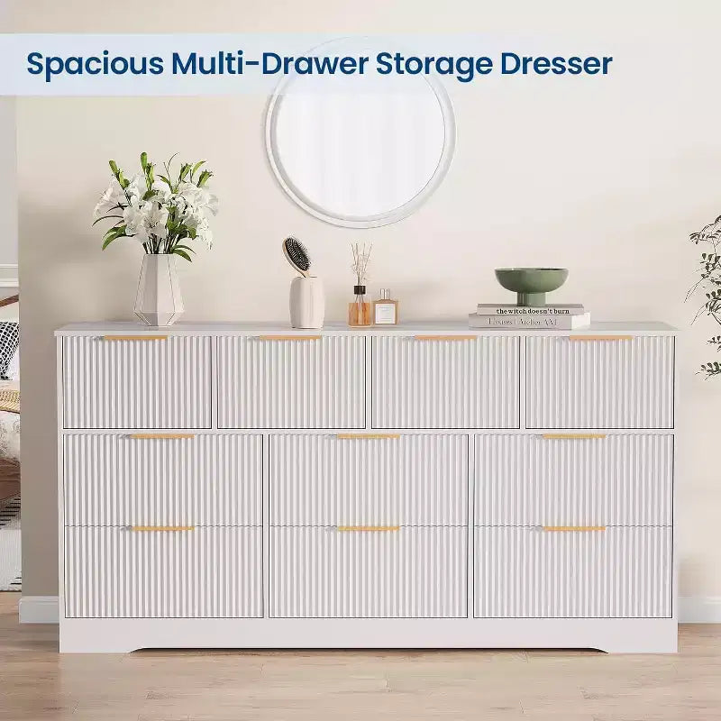 Commode cannelée à 10 tiroirs avec poignées dorées, organisateur de rangement long et moderne, rangement élégant pour chambre à coucher, salon, entrée