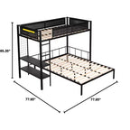 Lit superposé double sur un lit double avec panneau grillagé et étagères à 2 niveaux, lit superposé en métal avec échelle intégrée et barrière de sécurité pleine longueur, noir