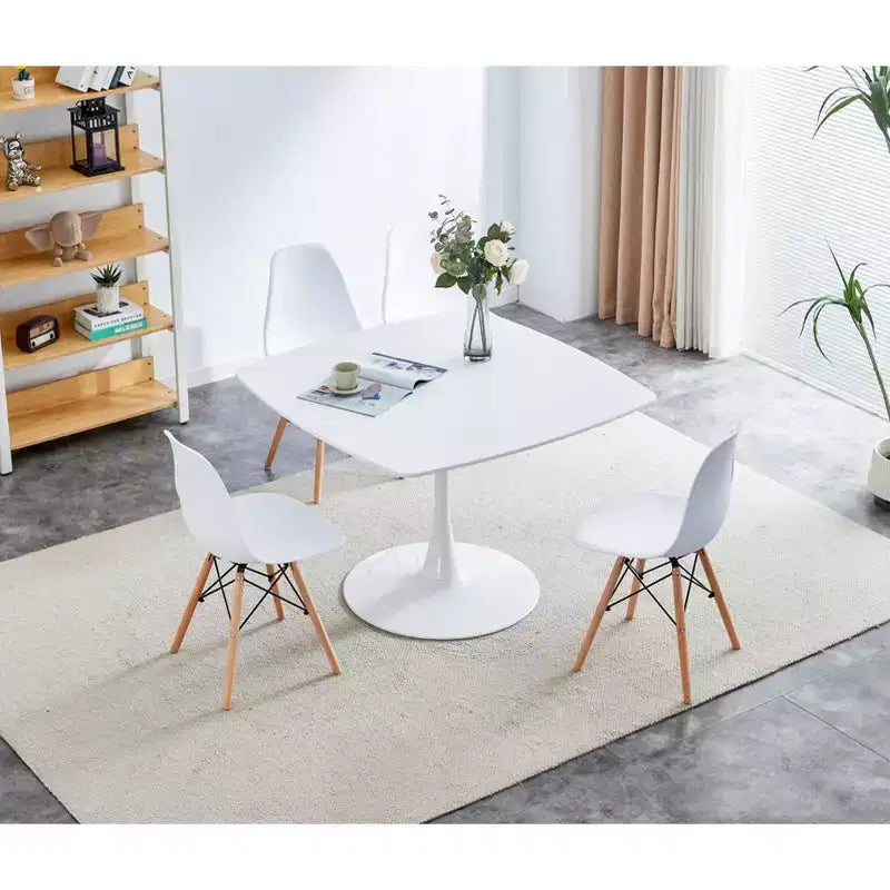 Table à manger Mid-Century de 107 cm avec plateau rond en MDF et piètement croisé, pour 4-6 personnes, peut aussi servir de table basse