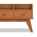Bibliothèque de rangement Tierney Mid-Century en bois massif de 42 po de largeur, couleur Teck brun