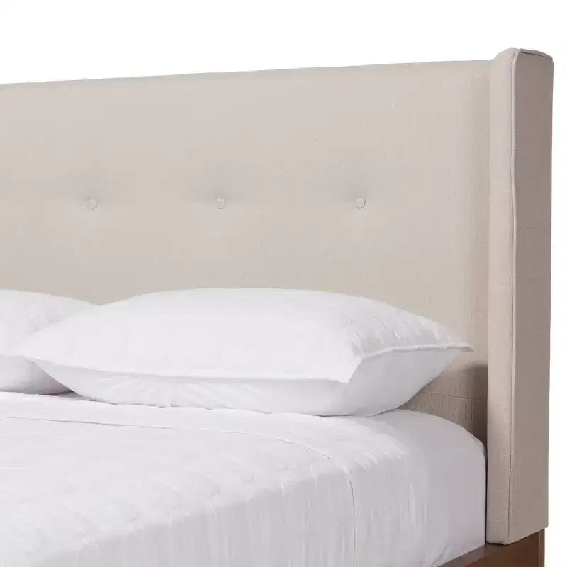 Lit plateforme Brooklyn Mid Century Modern en noyer et tissu rembourré beige