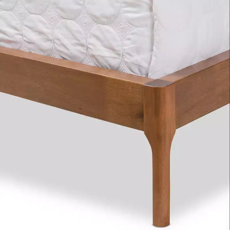 Lit plateforme Brooklyn Mid Century Modern en noyer et tissu rembourré beige